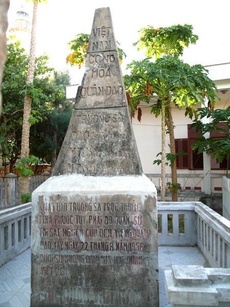 Sovereignty steles in Truong Sa recognized as national relic - ảnh 1